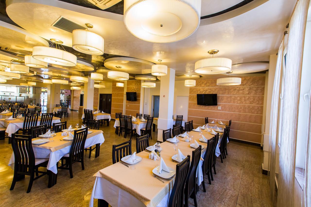 Hotel Grandis Apulum Mioveni Extérieur photo